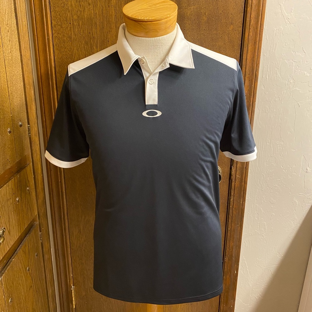 Oakley Men's Black and White Polo Shirt